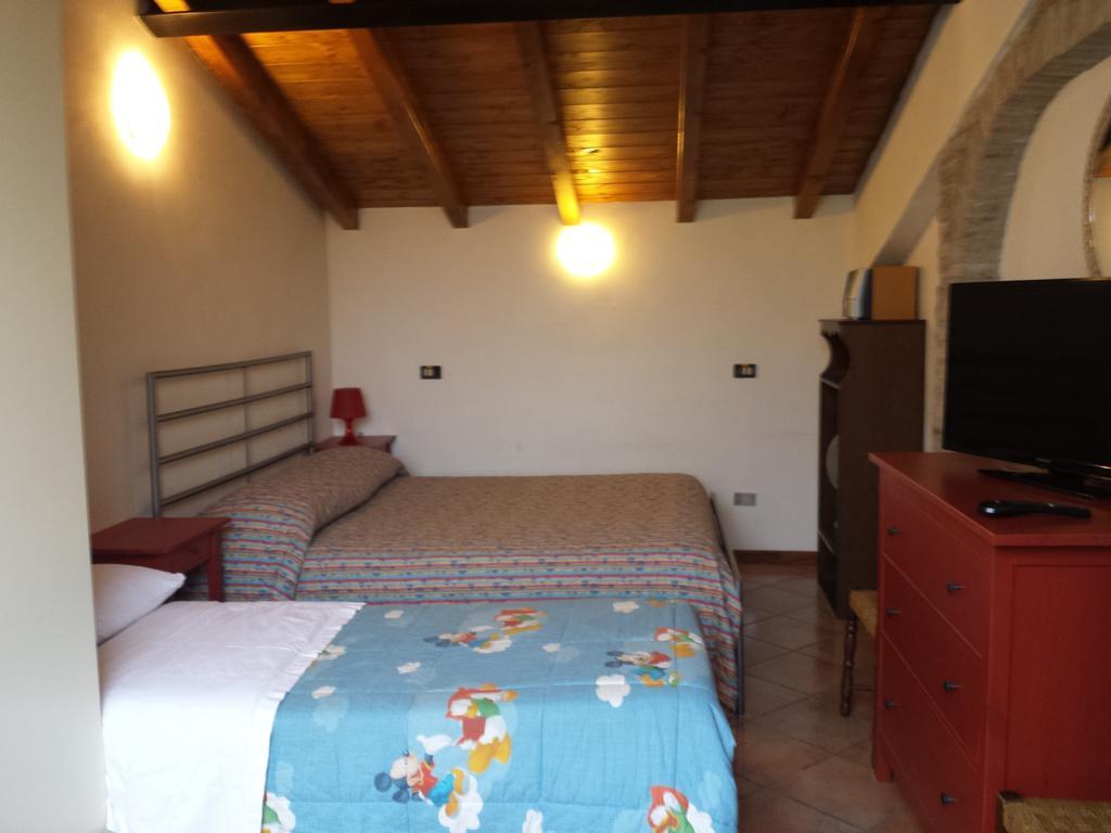 Via Toscana House Parma Room photo