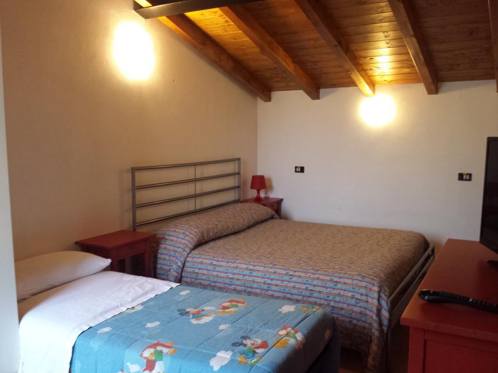 Via Toscana House Parma Room photo